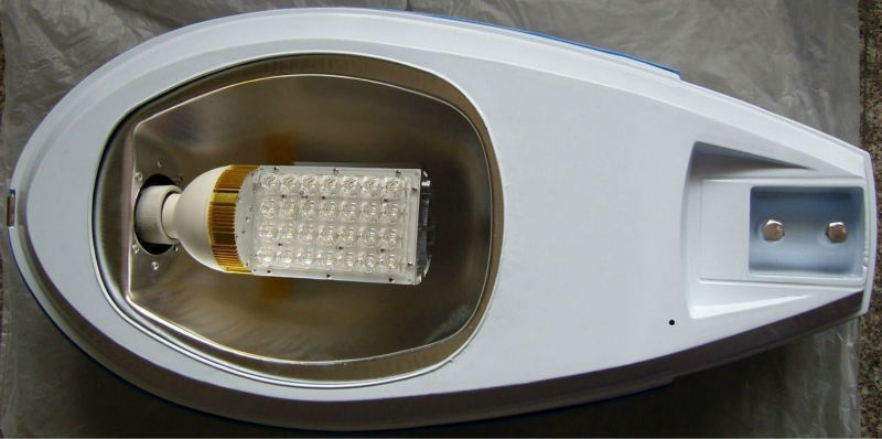 Traditional Street Lamp Bulb Replacement With LED Lamp Bulb E27 & E40 Sockets
