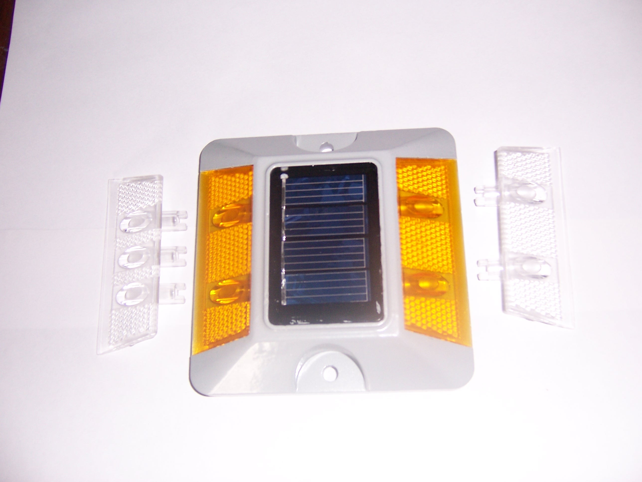 TQ-RS-A61  LED Solar Road Stub Light