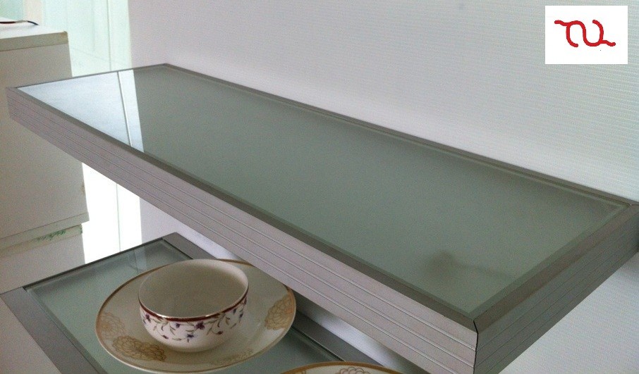 TQ-CFB5006  LED Cabinet Tempered Glass Shelf Light SMD5050 6W
