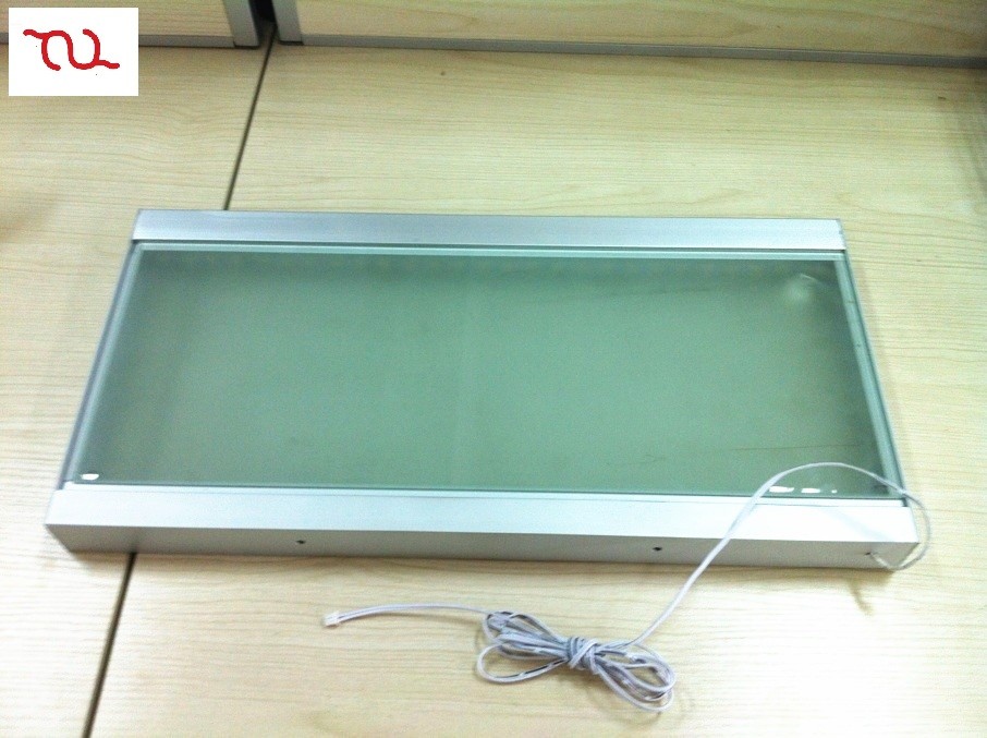 TQ-CFB5009  LED Cabinet Tempered Glass Shelf Light SMD5050 9W